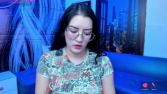 Violetaa diazz online show from March 20, 2025, 8:08 pm