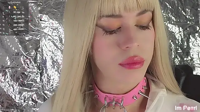 im pearll online show from April 17, 2026, 8:45 pm