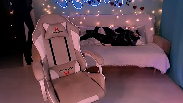 Sweet Richal online show from February 23, 2025, 1:24 am