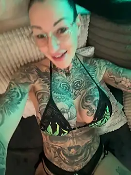 MeganWitch online show from June 13, 2026, 5:05 am