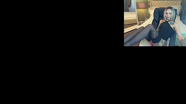 KiraGrayy online show from March 18, 2025, 1:53 pm