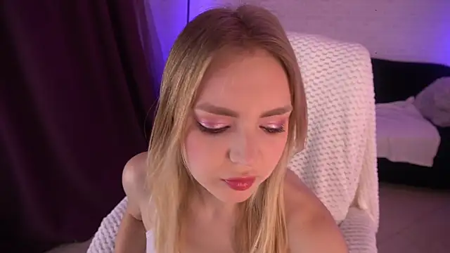 Snapshot of EmilySunshineS chatting on January 12, 2025, 9:40 pm EmilySunshineS online show from January 12, 2025, 9:40 pm