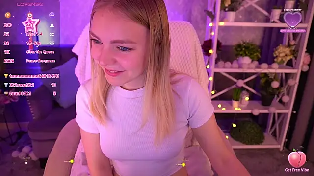 Snapshot of EmilySunshineS chatting on February 3, 2025, 4:14 am EmilySunshineS online show from February 3, 2025, 4:14 am