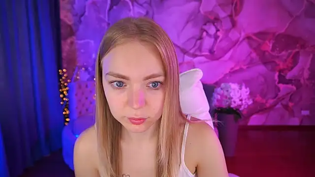 Snapshot of EmilySunshineS chatting on September 11, 2025, 6:24 am EmilySunshineS online show from September 11, 2025, 6:24 am