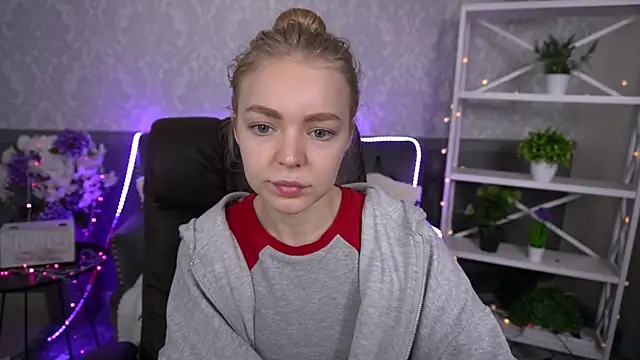 Snapshot of EmilySunshineS chatting on November 23, 2025, 7:41 am EmilySunshineS online show from November 23, 2025, 7:41 am