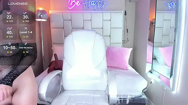 VioletthaRous online show from October 23, 2025, 10:41 pm