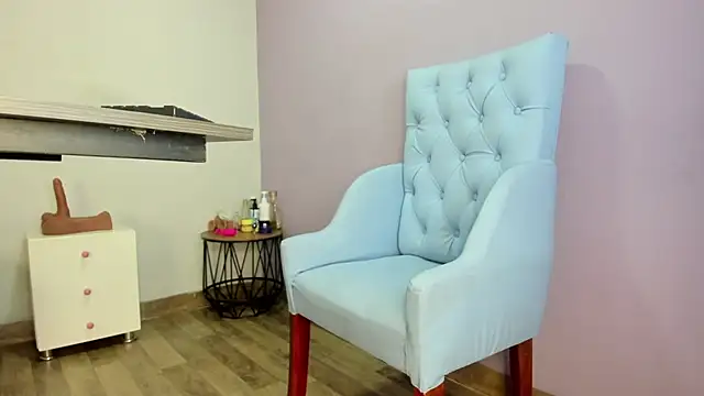  candy jade  online show from November 18, 2025, 11:14 am