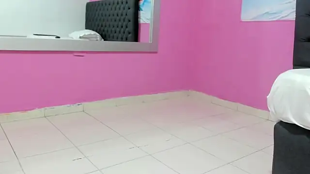  candy jade  online show from February 28, 2026, 11:55 am