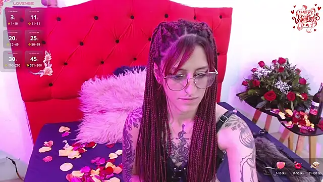 Sofi F w online show from February 14, 2025, 1:02 am