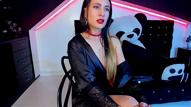 Coral Gibson online show from March 8, 2025, 7:09 pm