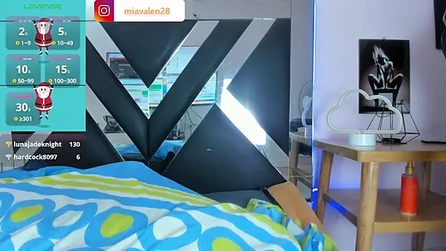 miavalentinaaa online show from December 18, 2024, 4:20 am