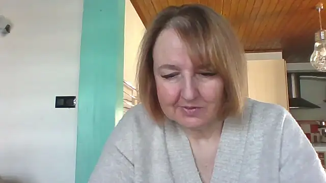 Sandcoq online show from February 9, 2026, 9:35 am