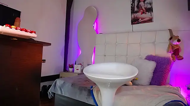 Snapshot of kaoz_36 chatting on December 31, 2024, 8:34 pm kaoz 36 online show from December 31, 2024, 8:34 pm