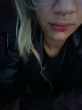 Carolinen online show from February 13, 2025, 3:18 am