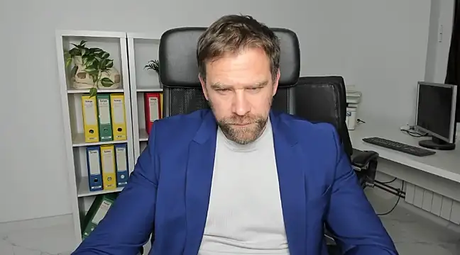 John-E-Dough online show from December 14, 2024, 4:56 am