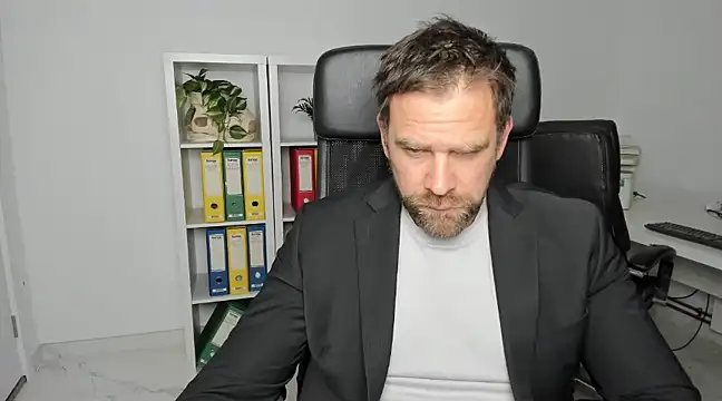 John-E-Dough online show from December 18, 2024, 3:58 am