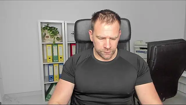 John-E-Dough online show from December 28, 2024, 4:51 am