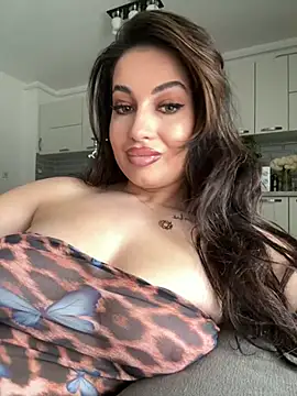 Snapshot of melissablack chatting on July 9, 2026, 7:34 am melissablack online show from July 9, 2026, 7:34 am