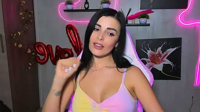 KayWuds online show from March 2, 2025, 12:11 pm