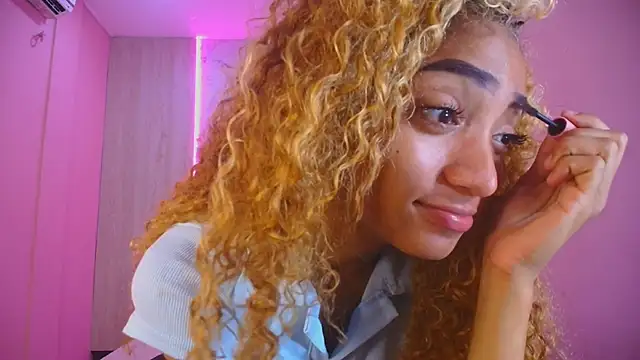 Charlotte Love10 online show from October 25, 2025, 12:02 pm