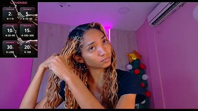 Charlotte Love10 online show from December 19, 2025, 11:39 am