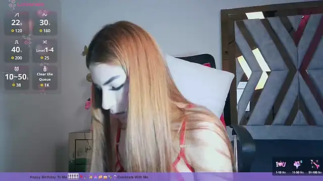 littleayshel online show from February 1, 2025, 9:08 pm