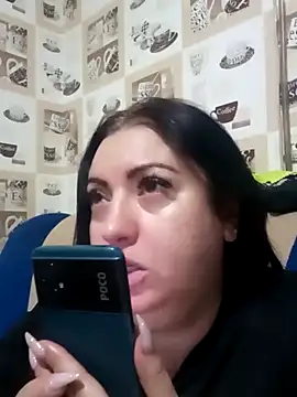 Veronica-Celie online show from January 3, 2025, 4:48 pm