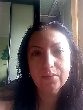 Veronica-Celie online show from May 26, 2026, 3:57 am