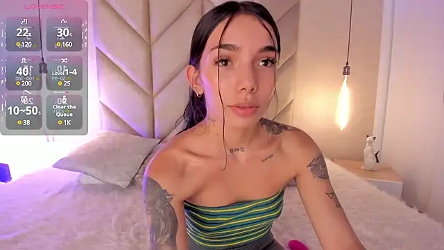 Mollymoon1 online show from January 30, 2025, 8:31 pm