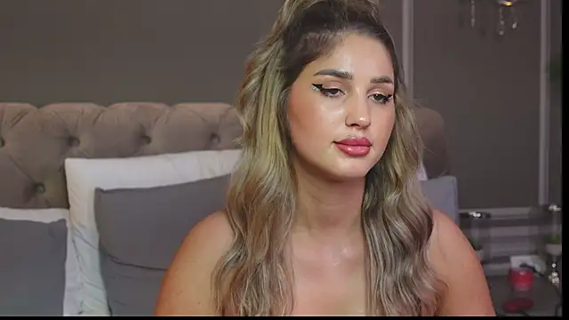 AnnieStylesx online show from February 7, 2025, 10:29 am