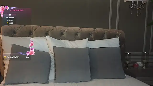 AnnieStylesx online show from March 20, 2025, 5:02 am