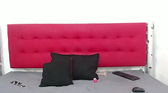 Celestial Queen  online show from January 22, 2025, 1:11 pm