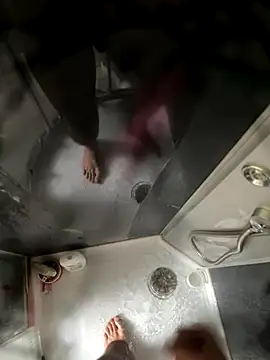 lescro95  online show from October 17, 2025, 12:52 pm