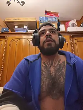 Dikkiduohottt online show from February 26, 2025, 11:15 pm