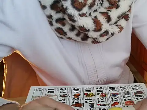 VeneRed online show from October 8, 2025, 7:28 am