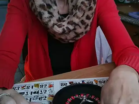 VeneRed online show from October 21, 2025, 7:09 am