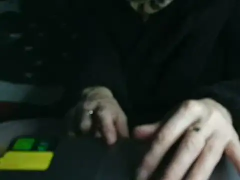 VeneRed online show from February 5, 2026, 8:46 pm