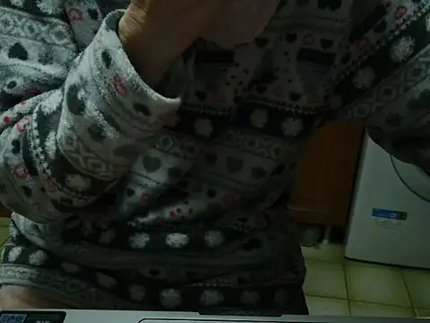 VeneRed online show from February 8, 2026, 5:16 pm