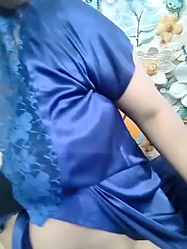 Cute payal0 online show from February 18, 2025, 11:55 am