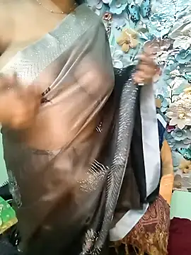 Cute payal0 online show from February 19, 2025, 6:43 pm