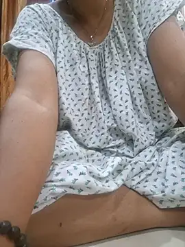 Melody Shyla online show from September 27, 2025, 11:54 pm