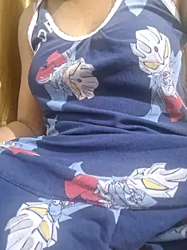 Melody Shyla online show from November 20, 2025, 5:23 pm