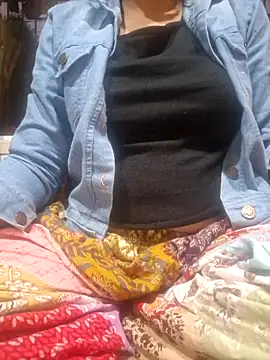 Melody Shyla online show from December 5, 2025, 12:08 am