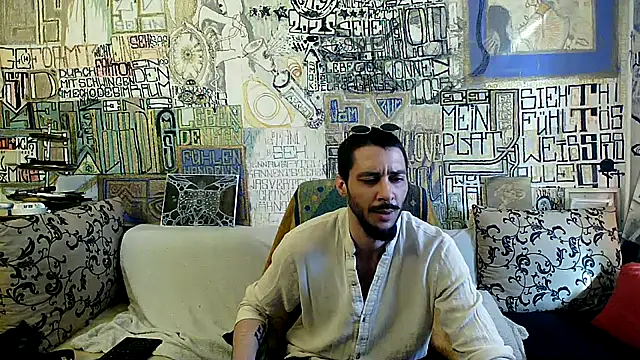 Snapshot of casualtimepassenger chatting on April 22, 2026, 7:33 am casualtimepassenger online show from April 22, 2026, 7:33 am