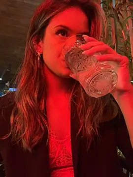 Alisha-Bond online show from February 28, 2025, 11:12 pm