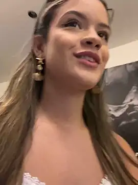 Alisha-Bond online show from March 2, 2025, 11:20 pm