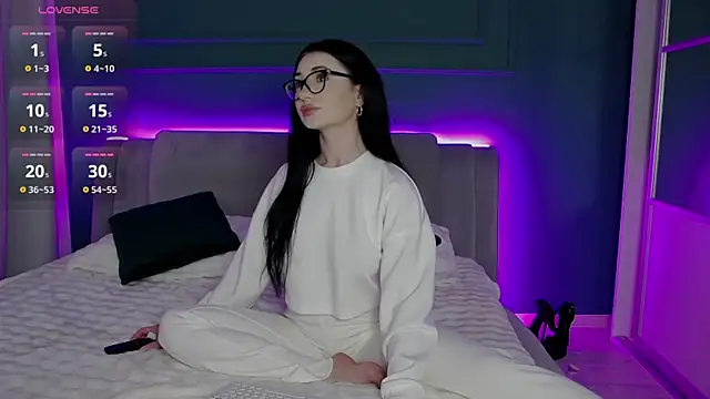 AllisonSky online show from April 20, 2026, 2:53 pm