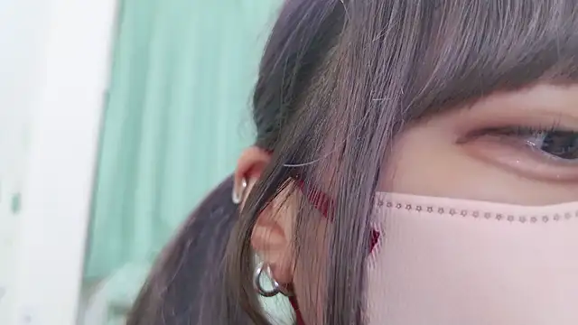 Snapshot of ASUKA_ch chatting on December 14, 2025, 4:12 pm ASUKA ch online show from December 14, 2025, 4:12 pm