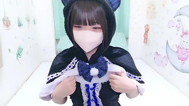 Snapshot of ASUKA_ch chatting on December 16, 2025, 6:35 pm ASUKA ch online show from December 16, 2025, 6:35 pm