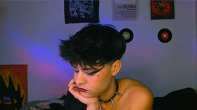 alex one888 online show from November 22, 2025, 1:15 am